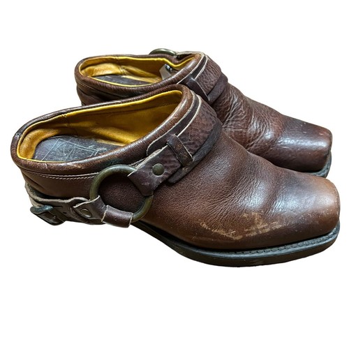 Frye clogs women 5 m - 6.5,
